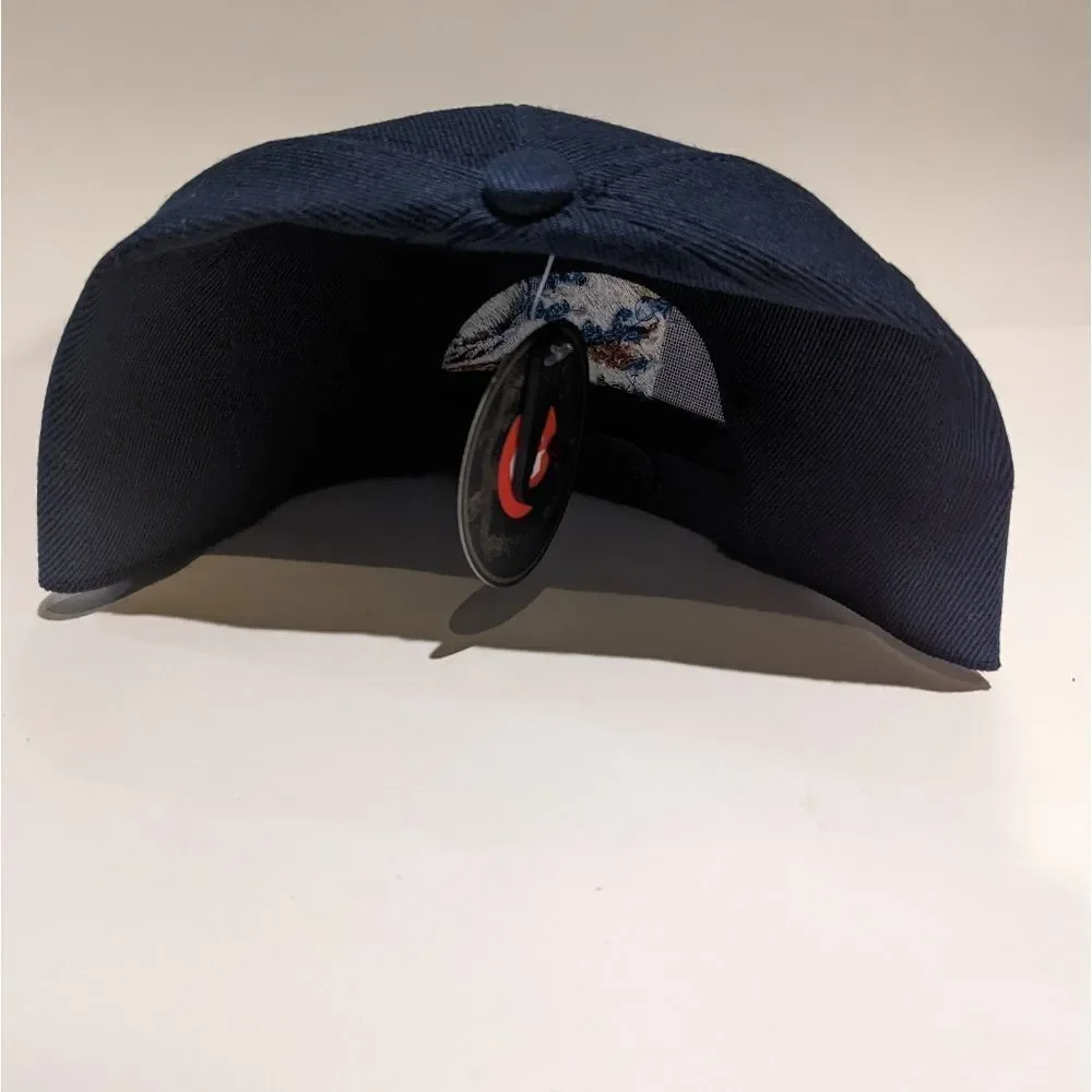 Iconic Japanese Art Embroidered Snapback Hat: Art & Fashion Enthusiast Ocean